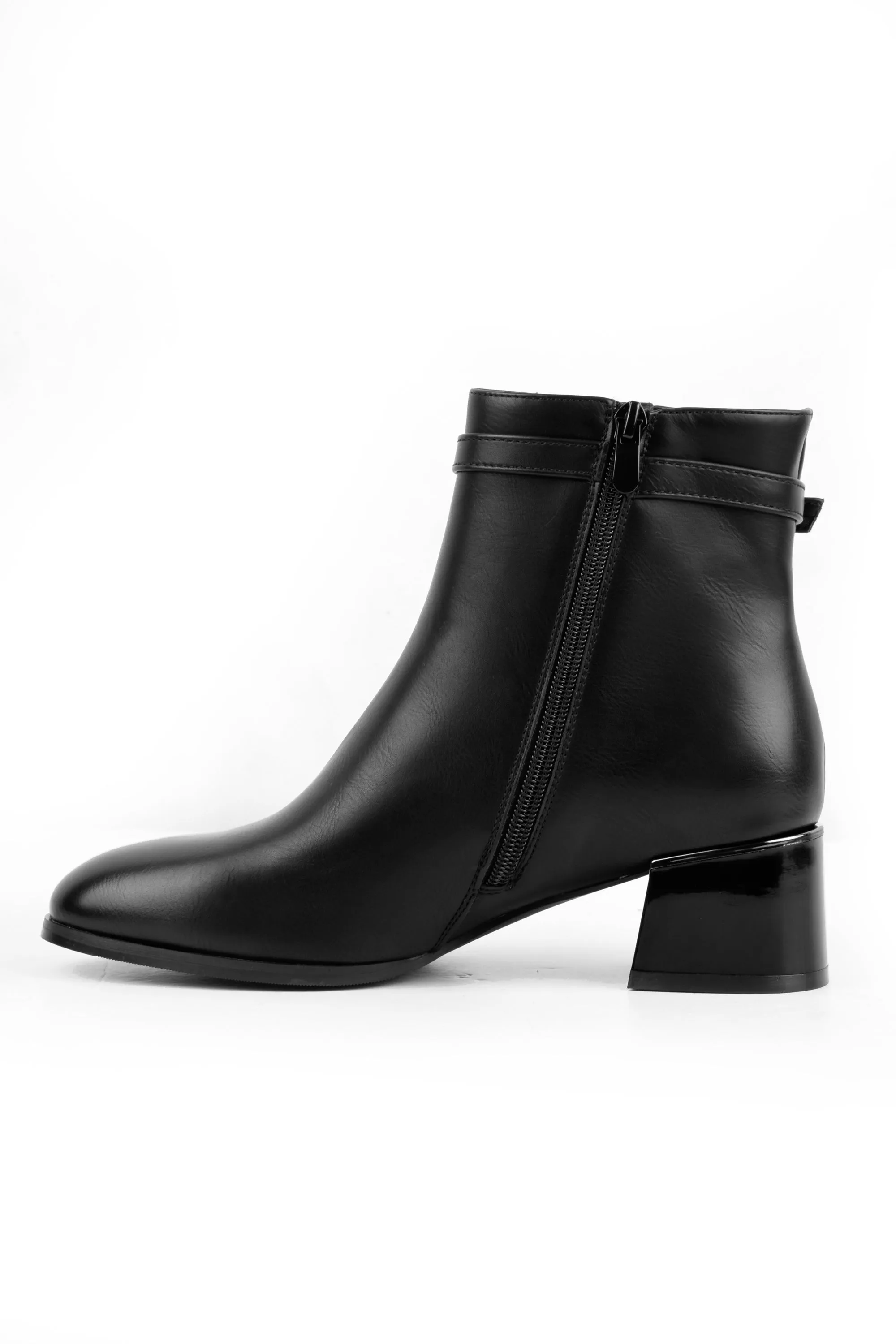 01-5032 Ankle Boot