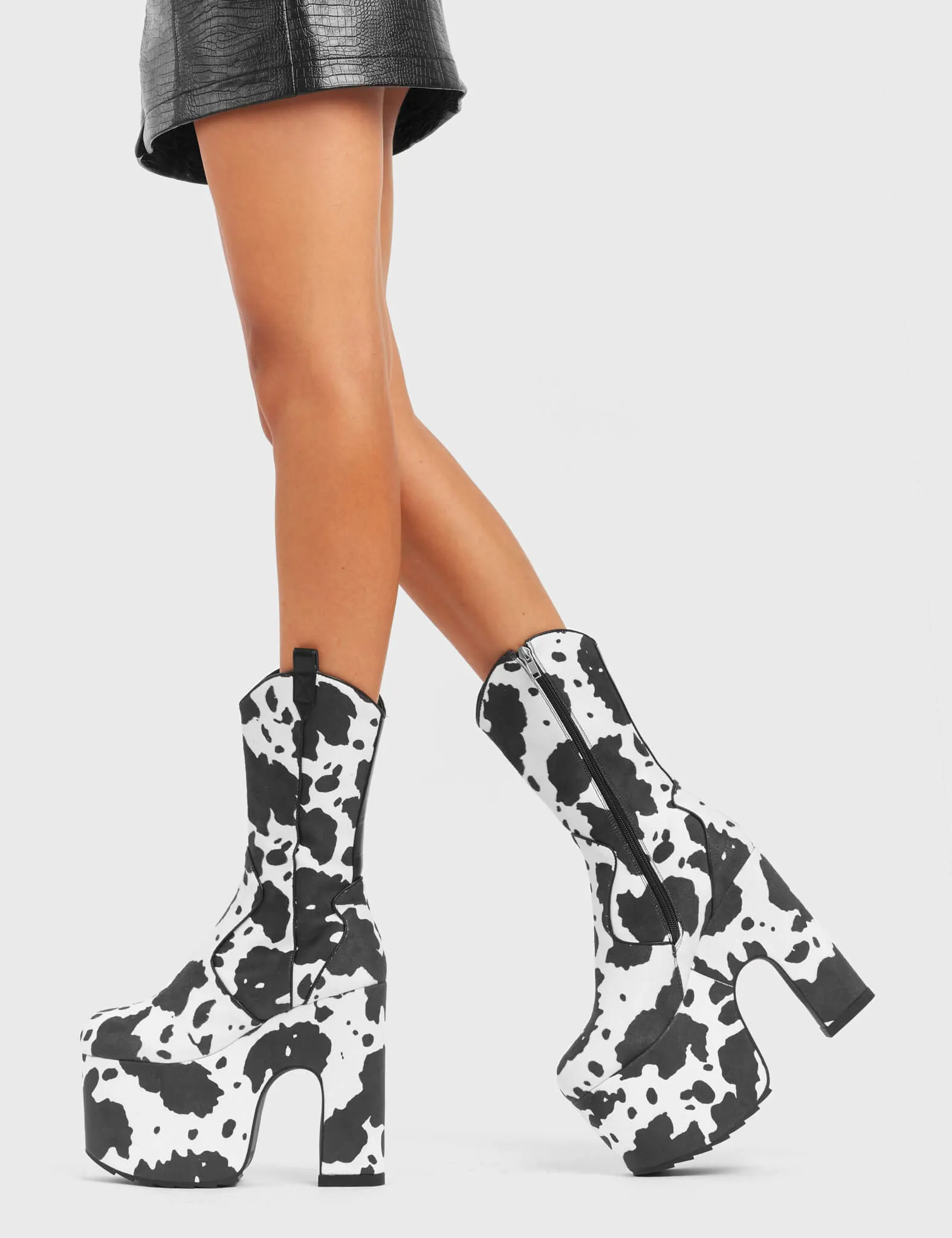 Cowbell Chunky Platform Calf Boot