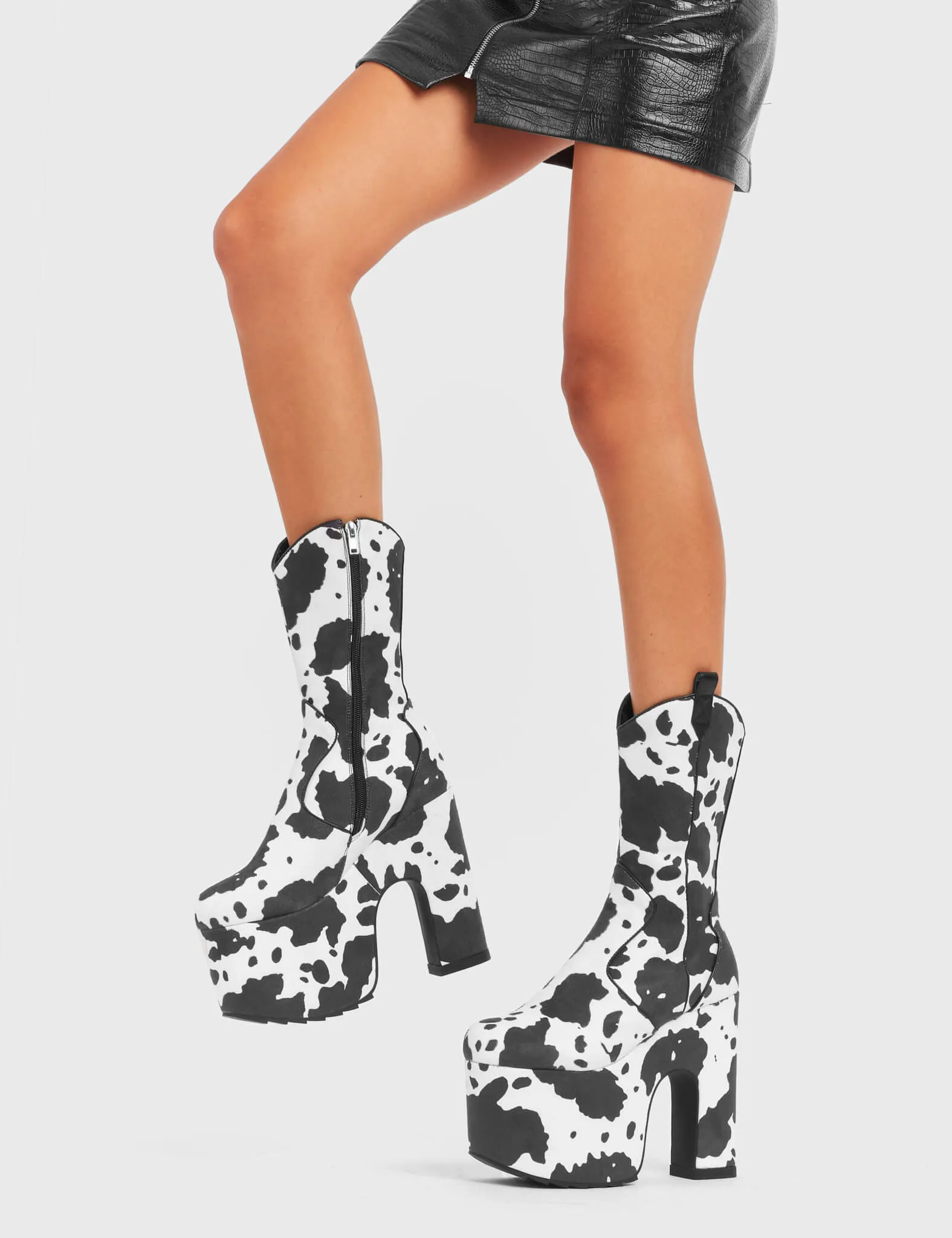 Cowbell Chunky Platform Calf Boot