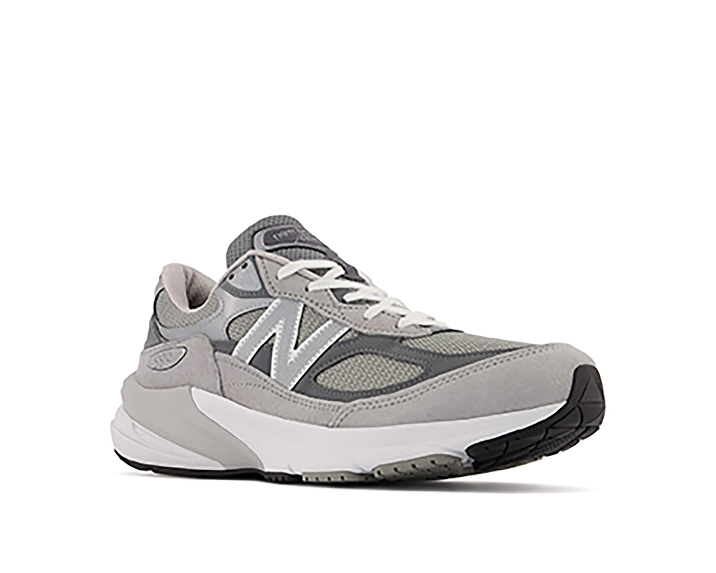 Men`s M990v6 Sneakers