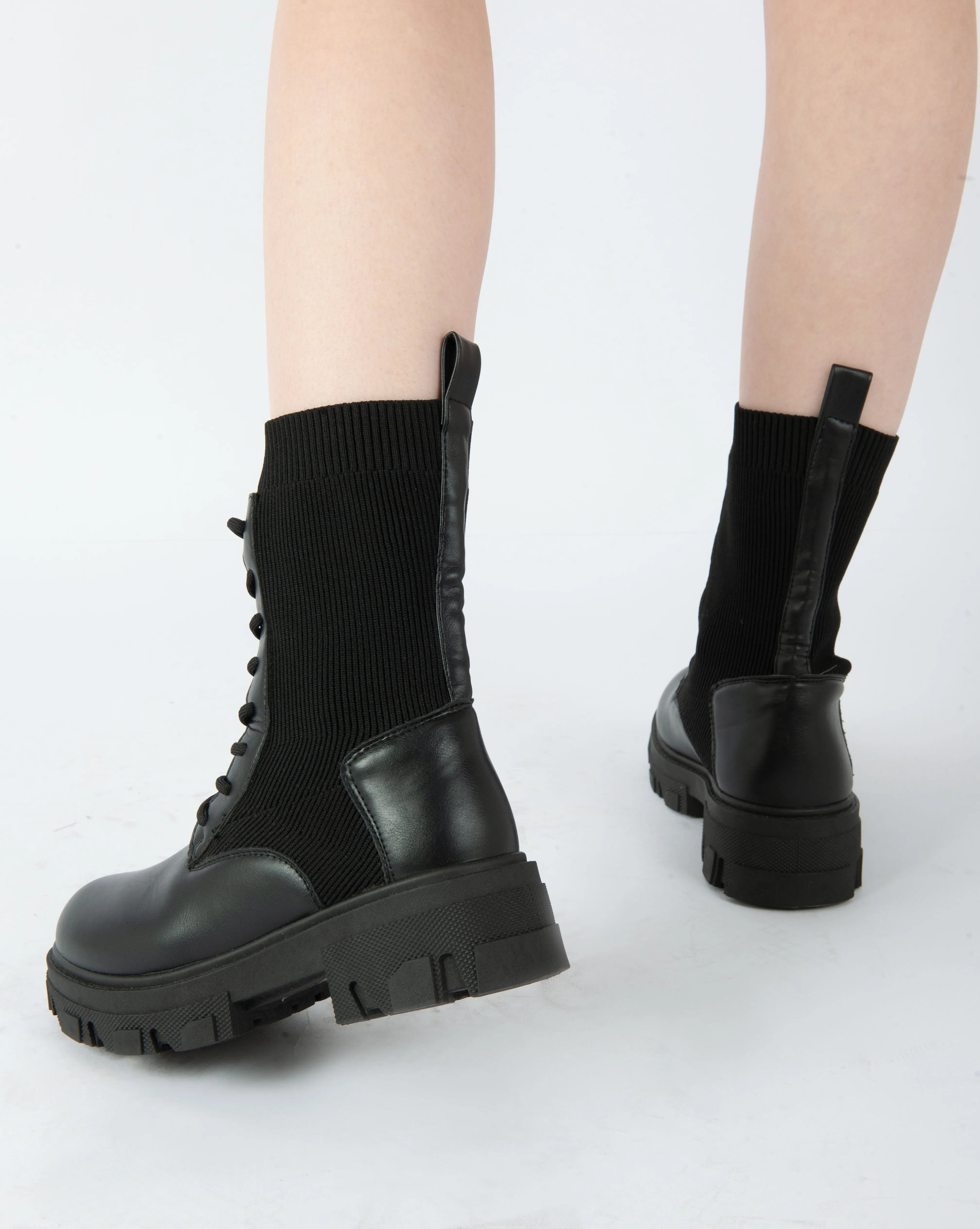 Ribbed Combat Boots - Black