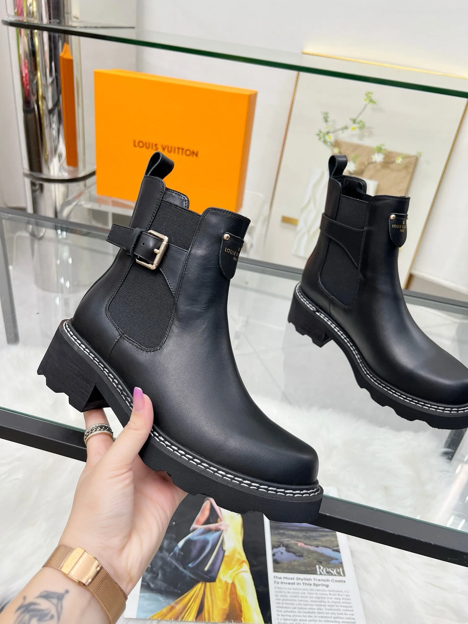 SE1454 LV Beaubourg Ankle Boot / Size5-11