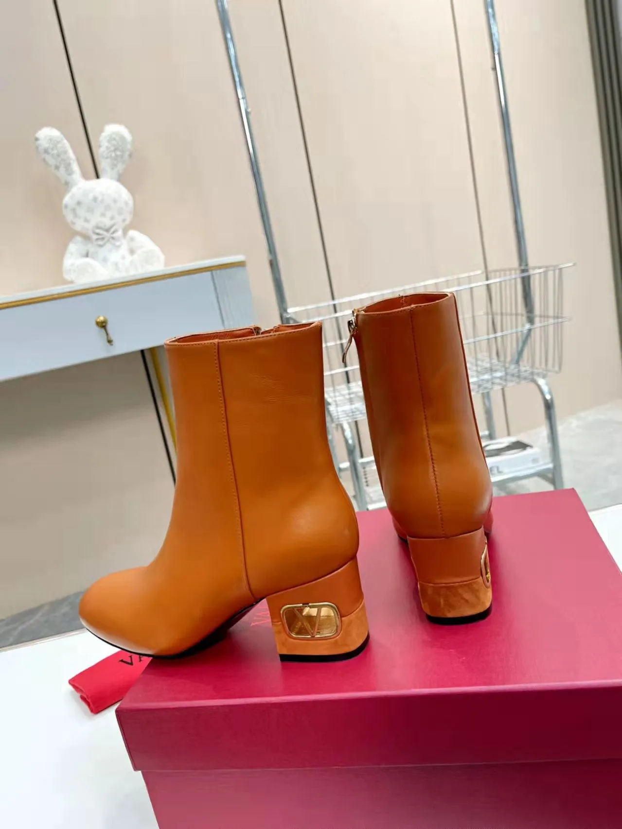 SE1470 Vlogo the Bold Edition Ankle Boot in Calfskin 70MM / Size5-10